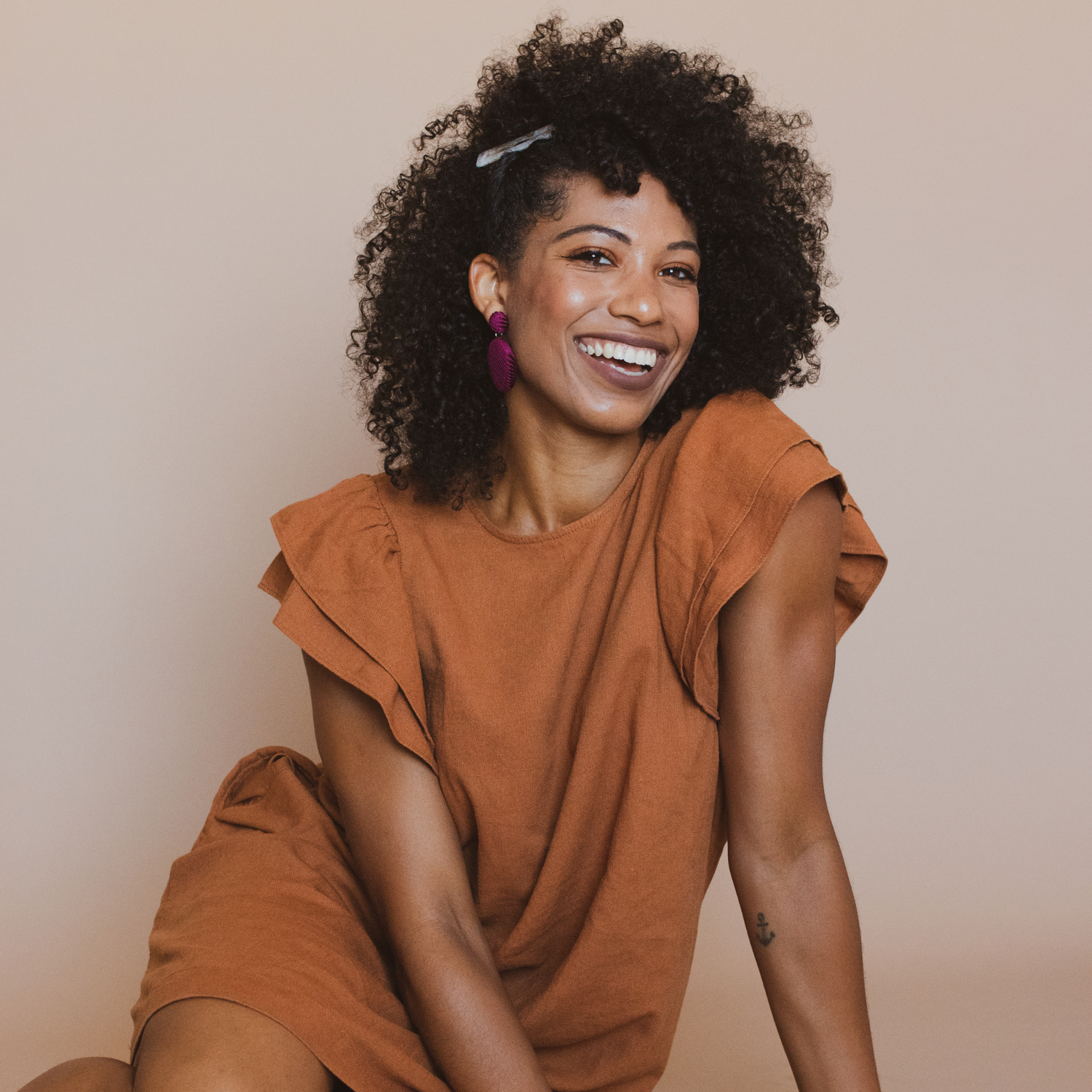 Women's everyday clothing collection featuring comfortable fashion essentials, casual outfits, versatile wardrobe staples, and confidence-boosting style for modern women.