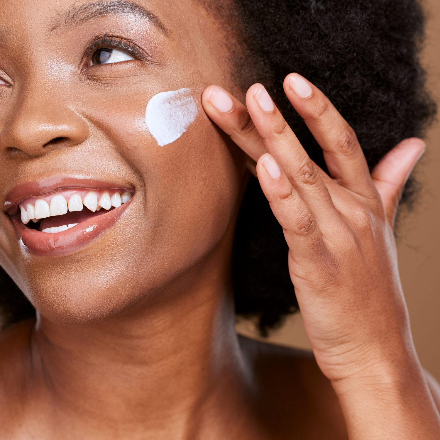 Beauty and skincare collection featuring skincare essentials, beauty products, self-care treatments, glowing skin solutions, and wellness-inspired beauty routines.